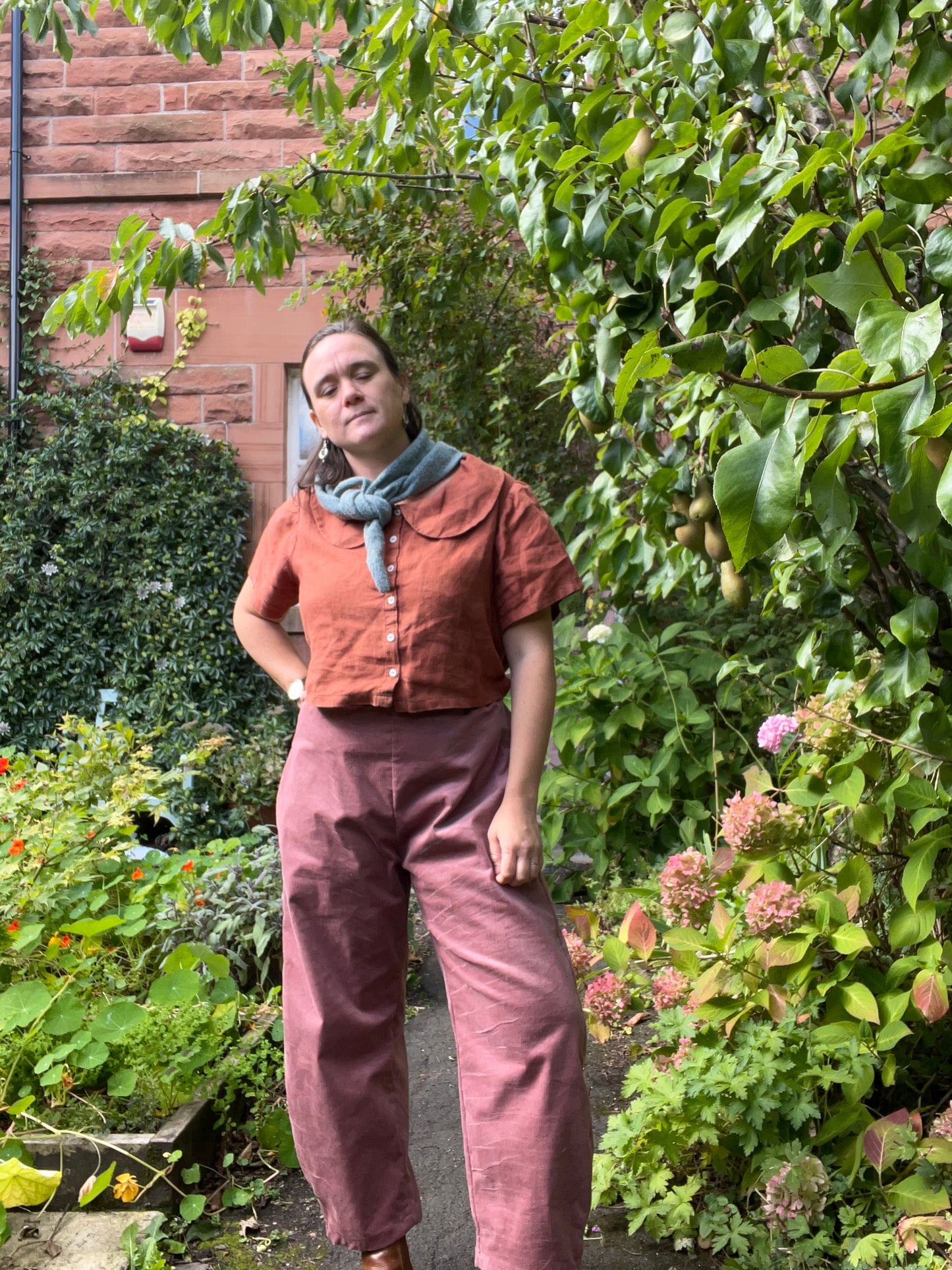 Women’s carrot trousers
