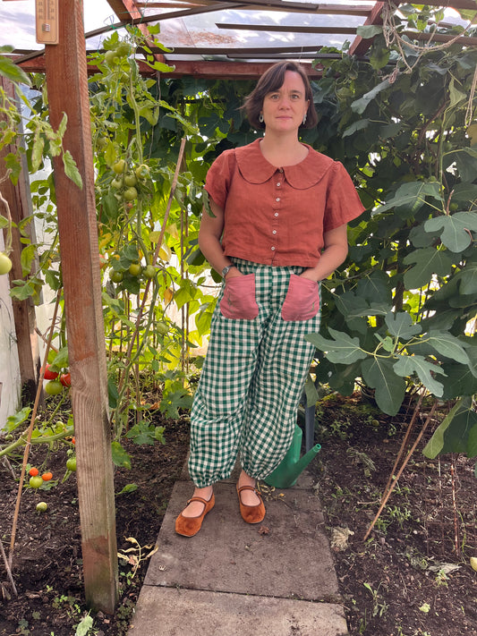 Tomato blouse