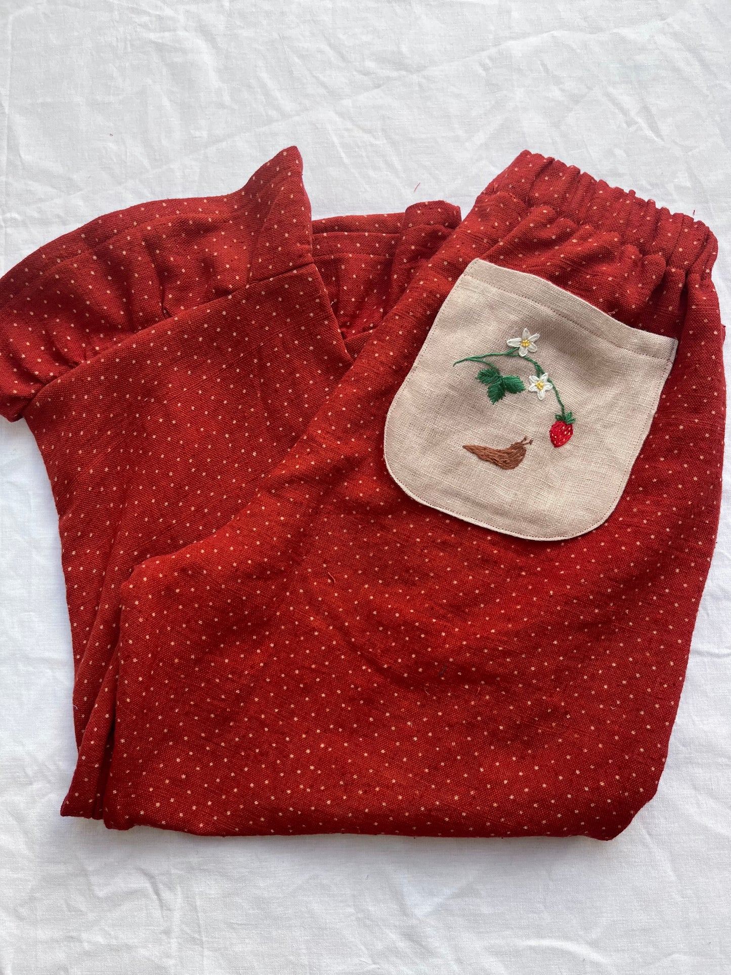 Strawberry Frill trousers