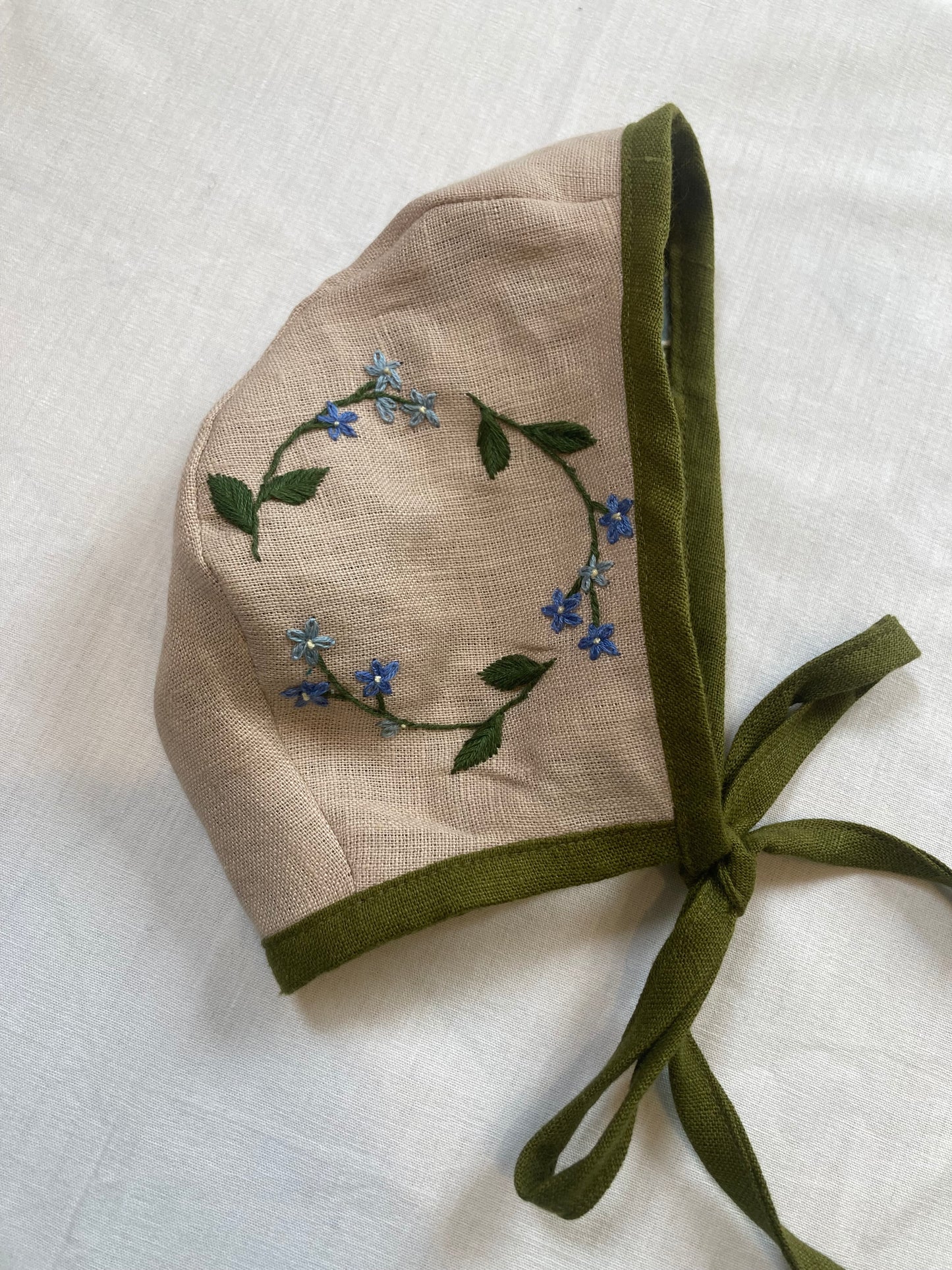 Sprig Bonnet
