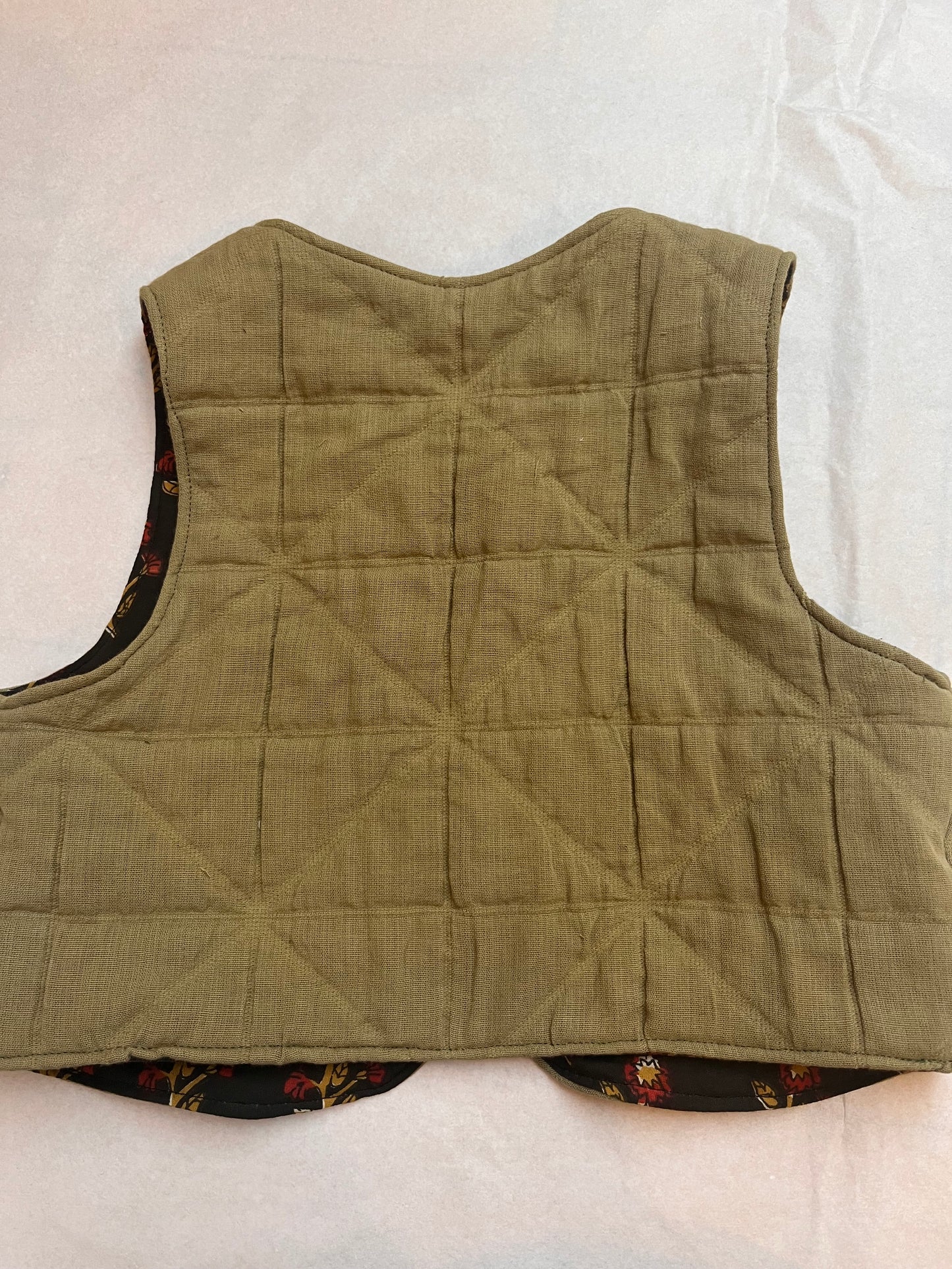 Mouse maple waistcoat