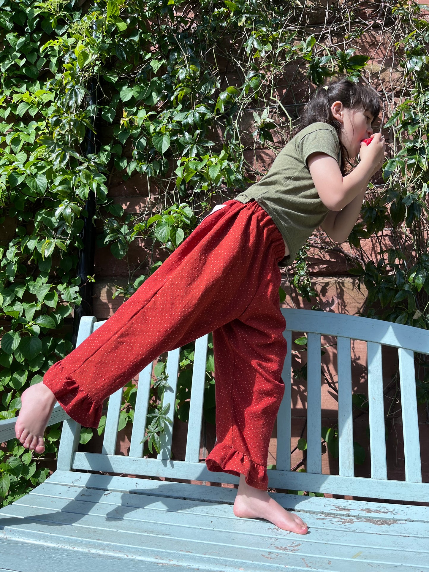 Strawberry Frill trousers