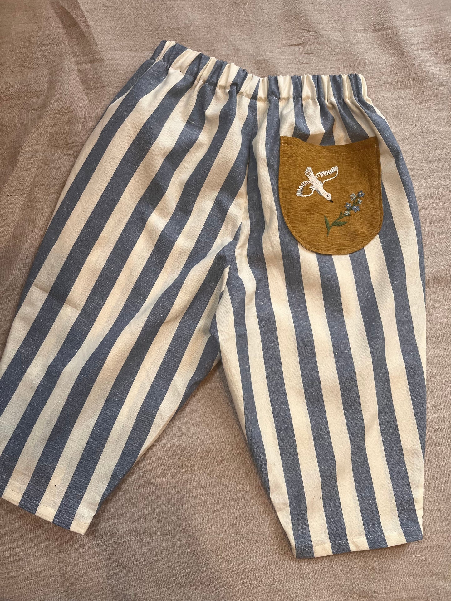 Seagull trousers