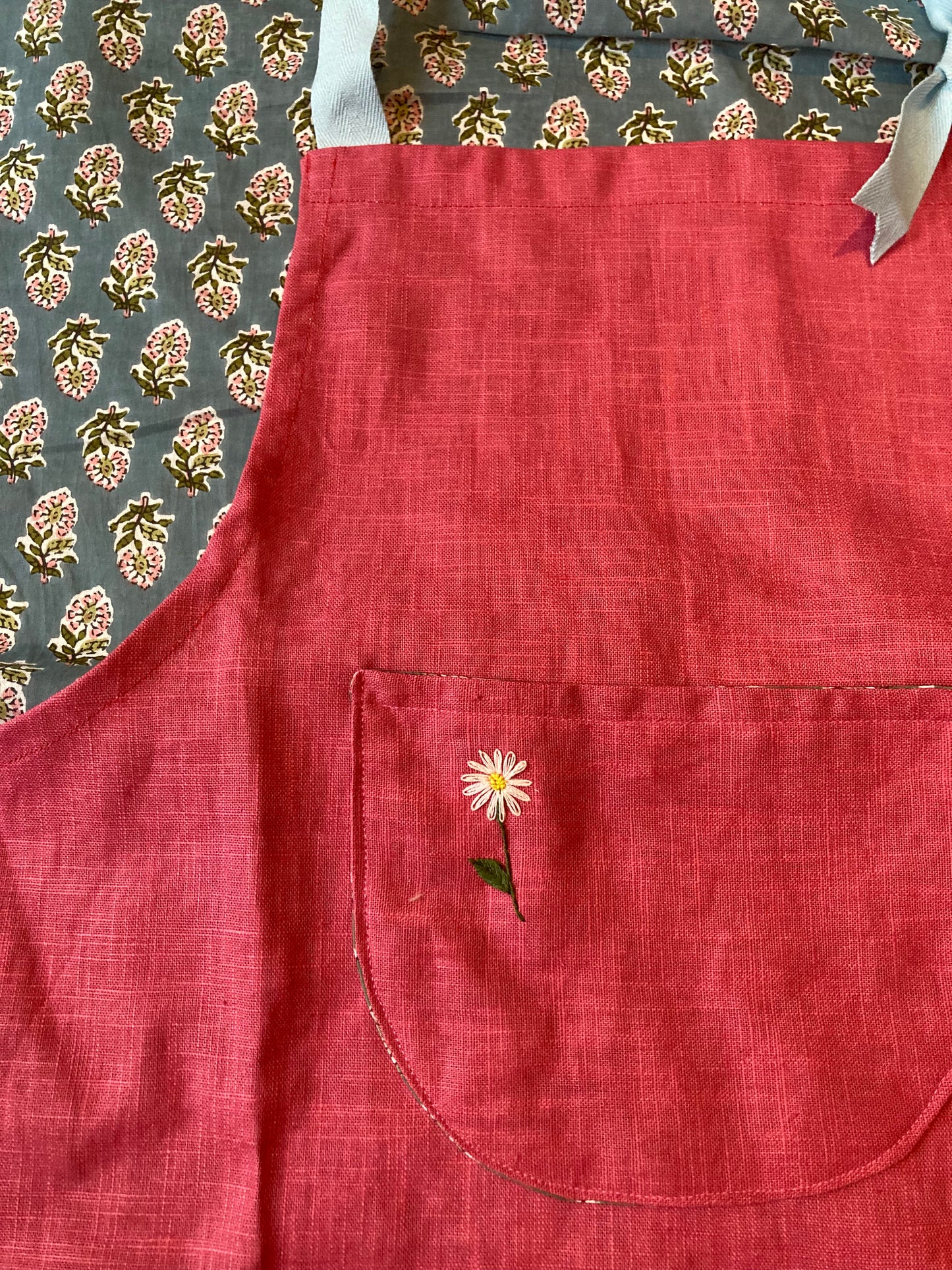 Children’s linen apron