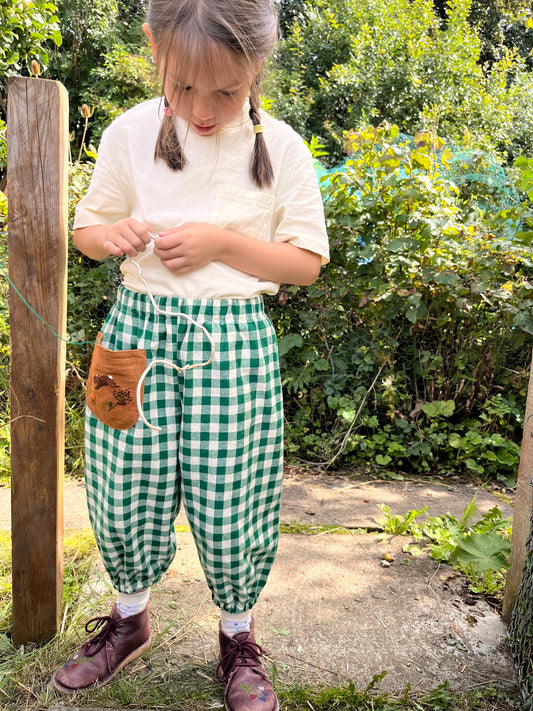 Pea pod trousers
