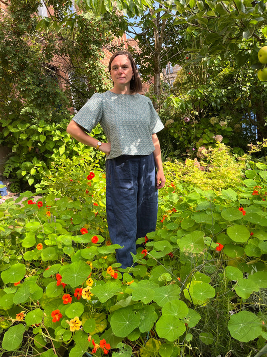 Women’s Acorn top