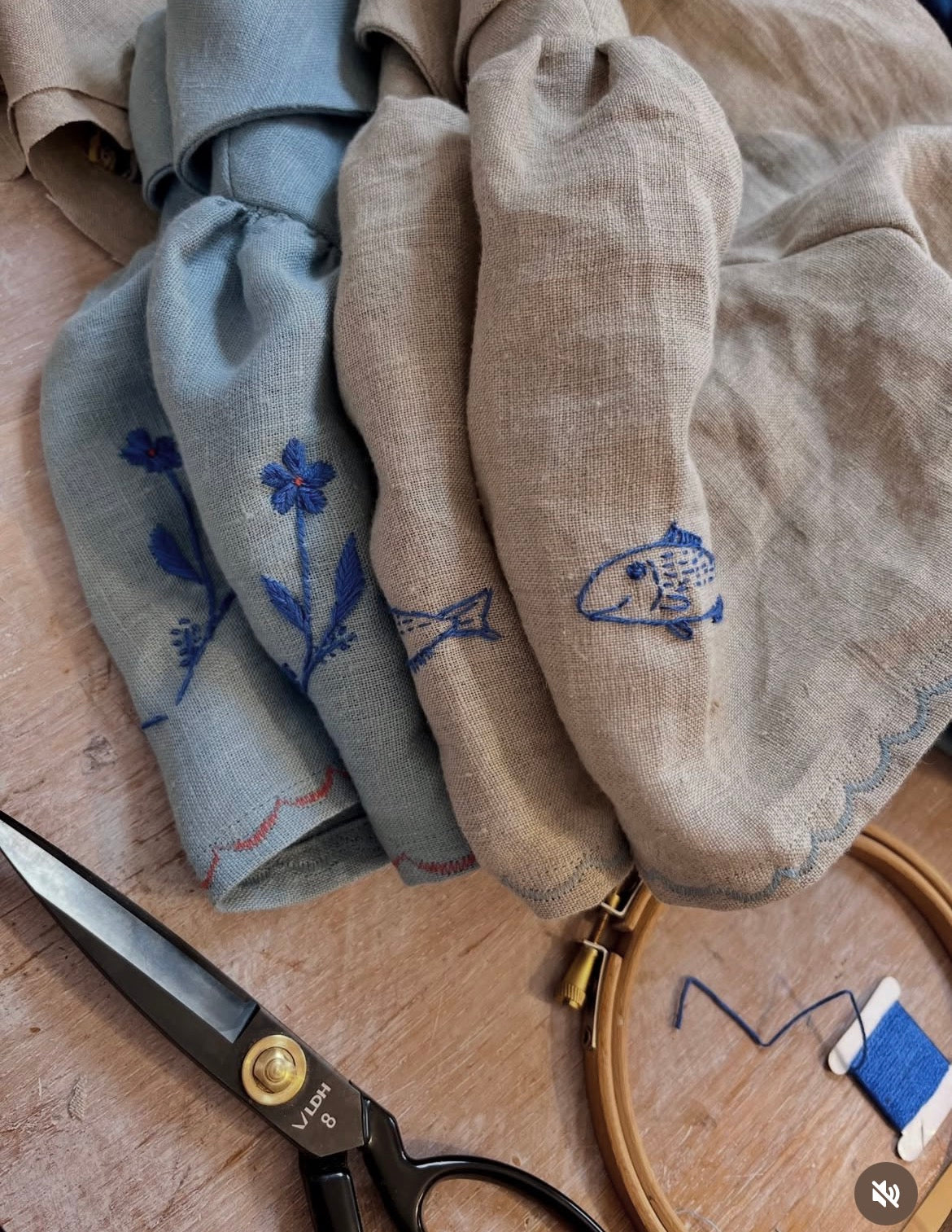 Tomato blouse (longer length)